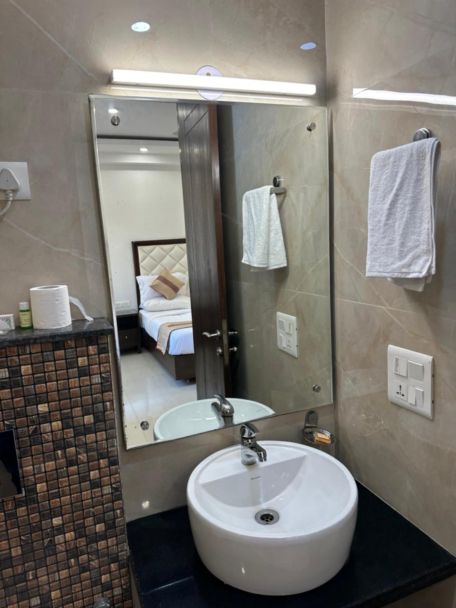 Lemon Green Residency - Hotel And Serviced Apartments New Delhi Eksteriør billede